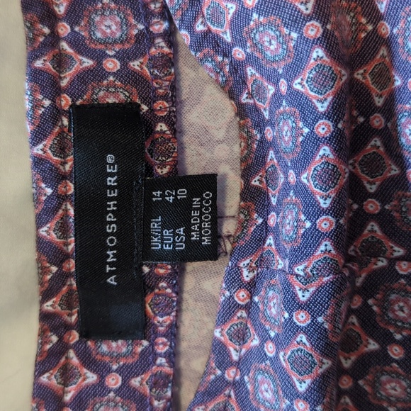 Fun patterned stretchy pants - Picture 2 of 3